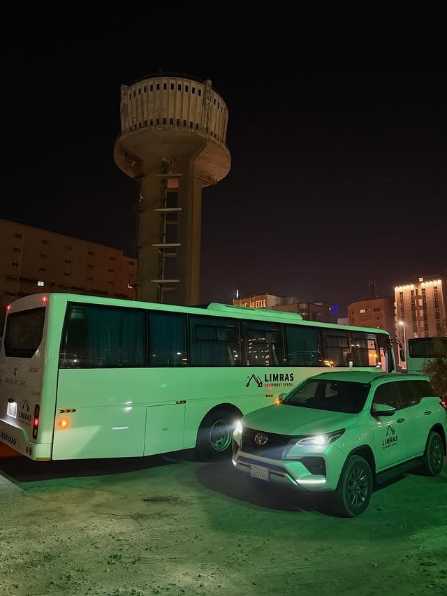 55/60/65 Seater Bus - Image 3